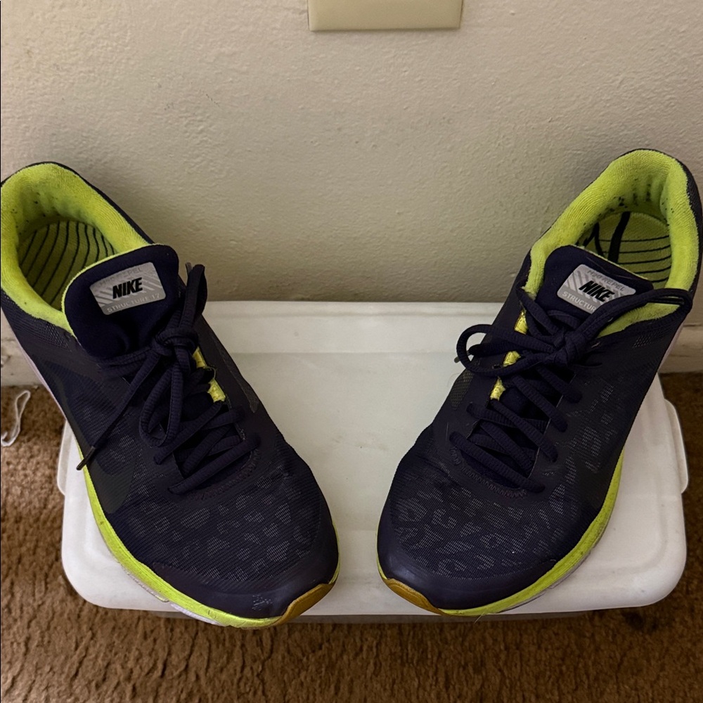 Nike Dark and Neon Green Running Shoes